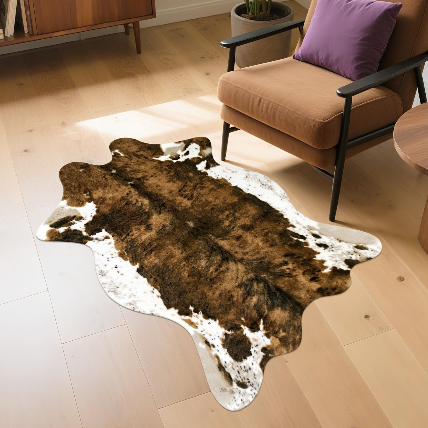 Fixseed Faux Cowhide Rug Cow Print Rug Animal Area Carpet Washable Rugs for Bedroom Living Room Western Decor 43.3" L x 29.5" W(3.6ft x 2.5ft),Brown
