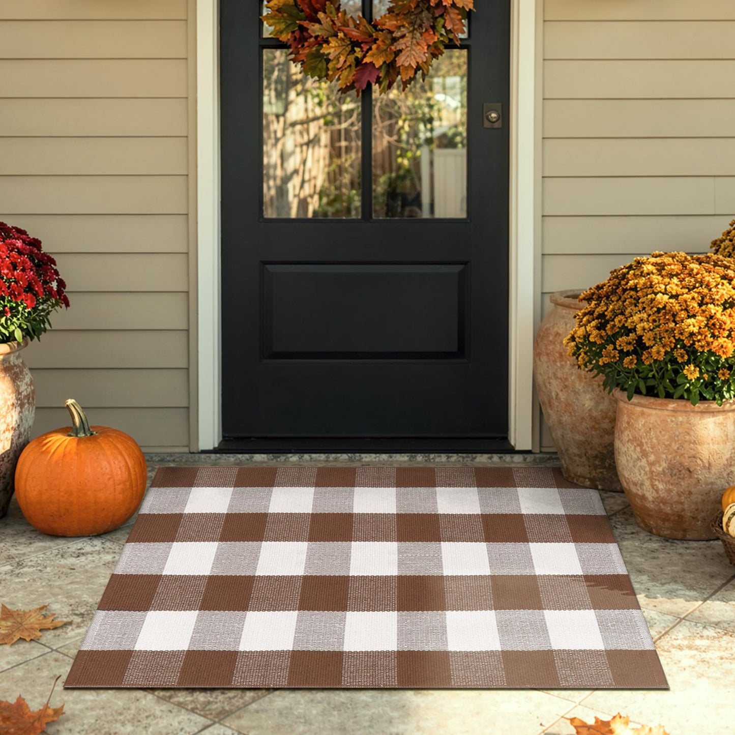 LEEVAN Buffalo Plaid Outdoor Rug, Earthy Tones Washable Checkered Front Porch Rug, 27.5x43 Inch Brown and White Cotton Woven Farmhouse Decor Layered Door Mats for Entryway/Kitchen/Bedroom