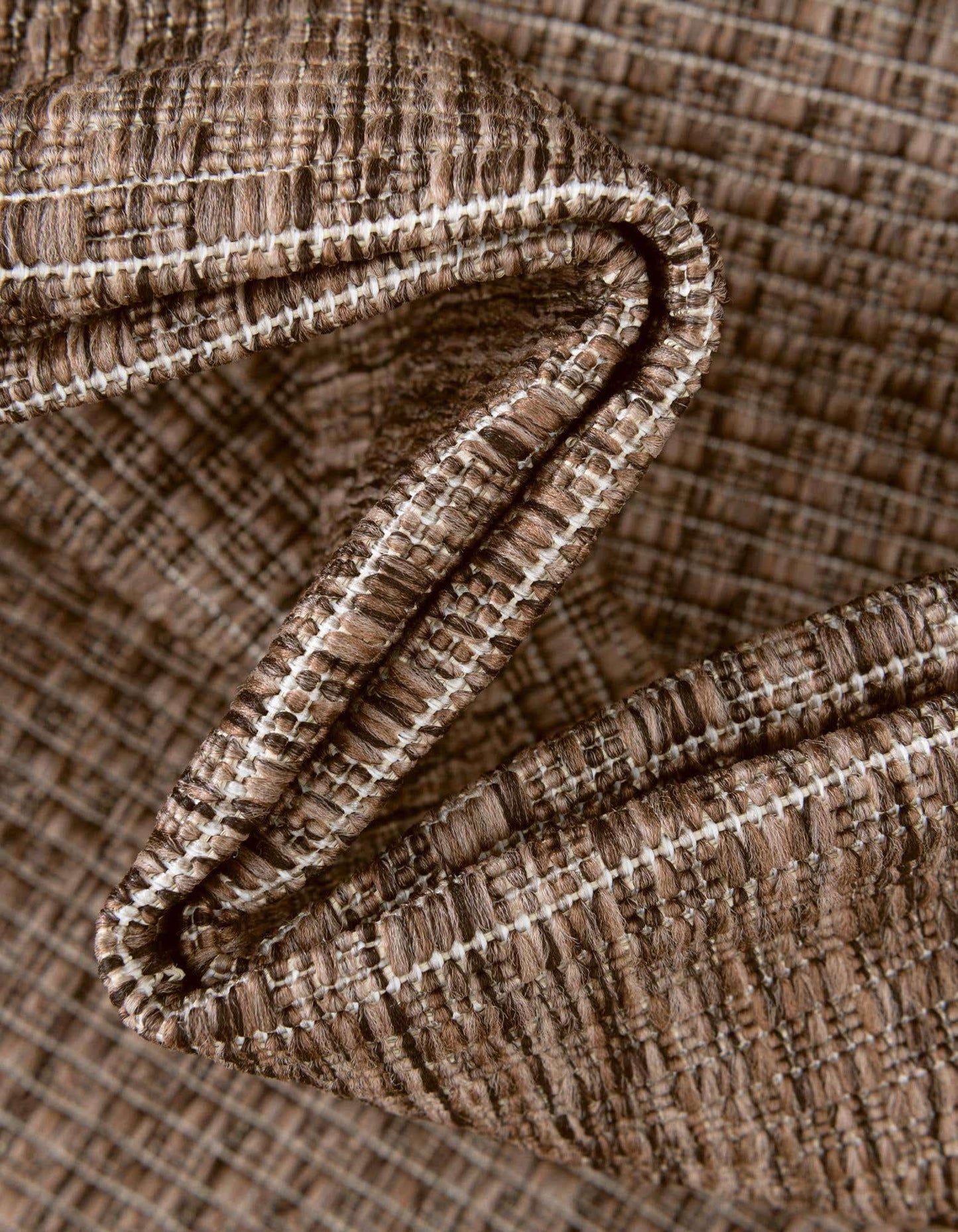 Unique Loom Outdoor Solid Collection Area Rug (5' 3" x 8' Oval Light Brown/Ivory)