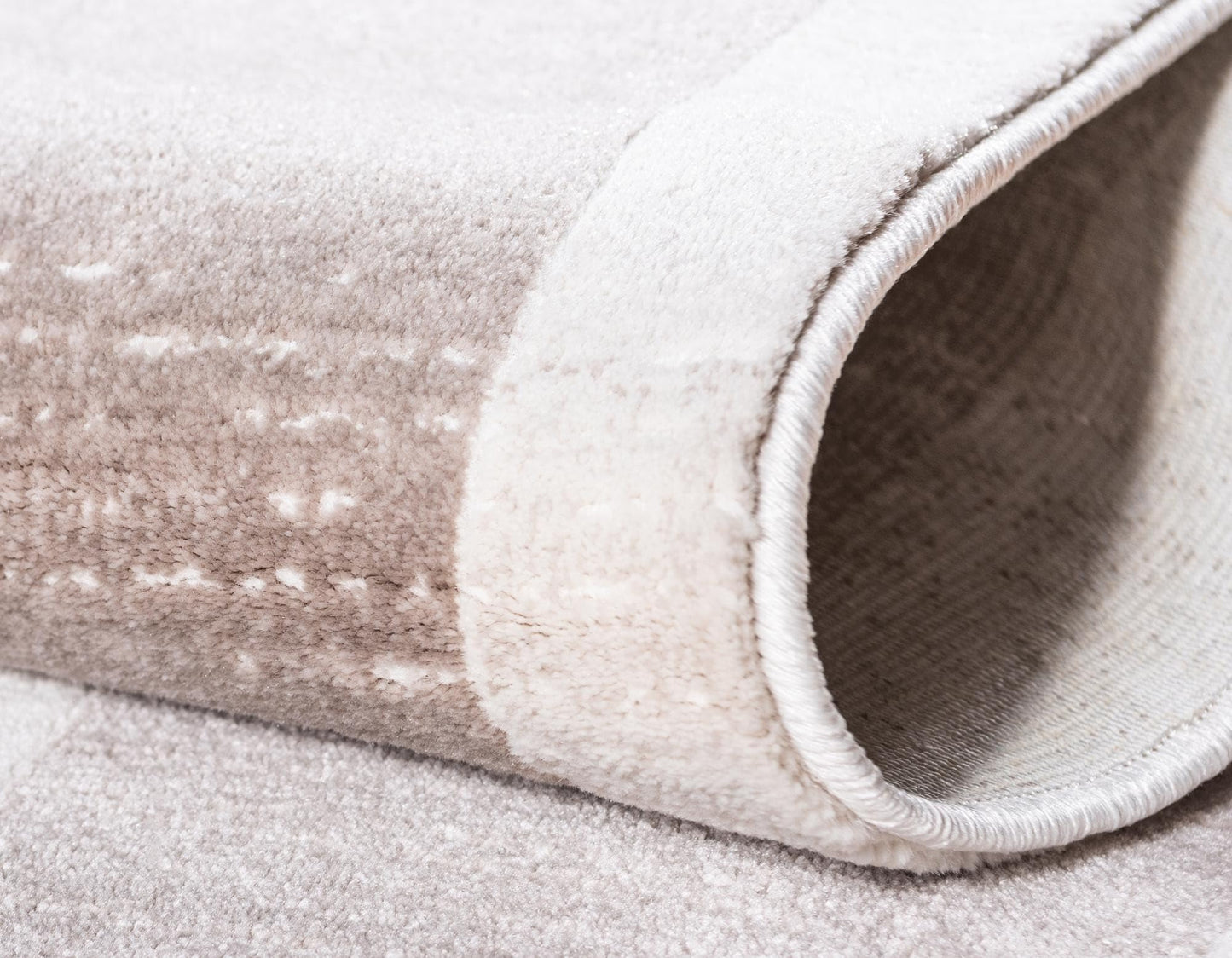 Rugs.com - Uptown Rug – 2' x 3' 1 Beige Easy-Clean Rug – Ideal for Entryways, Kitchens, and Small Accent Spaces