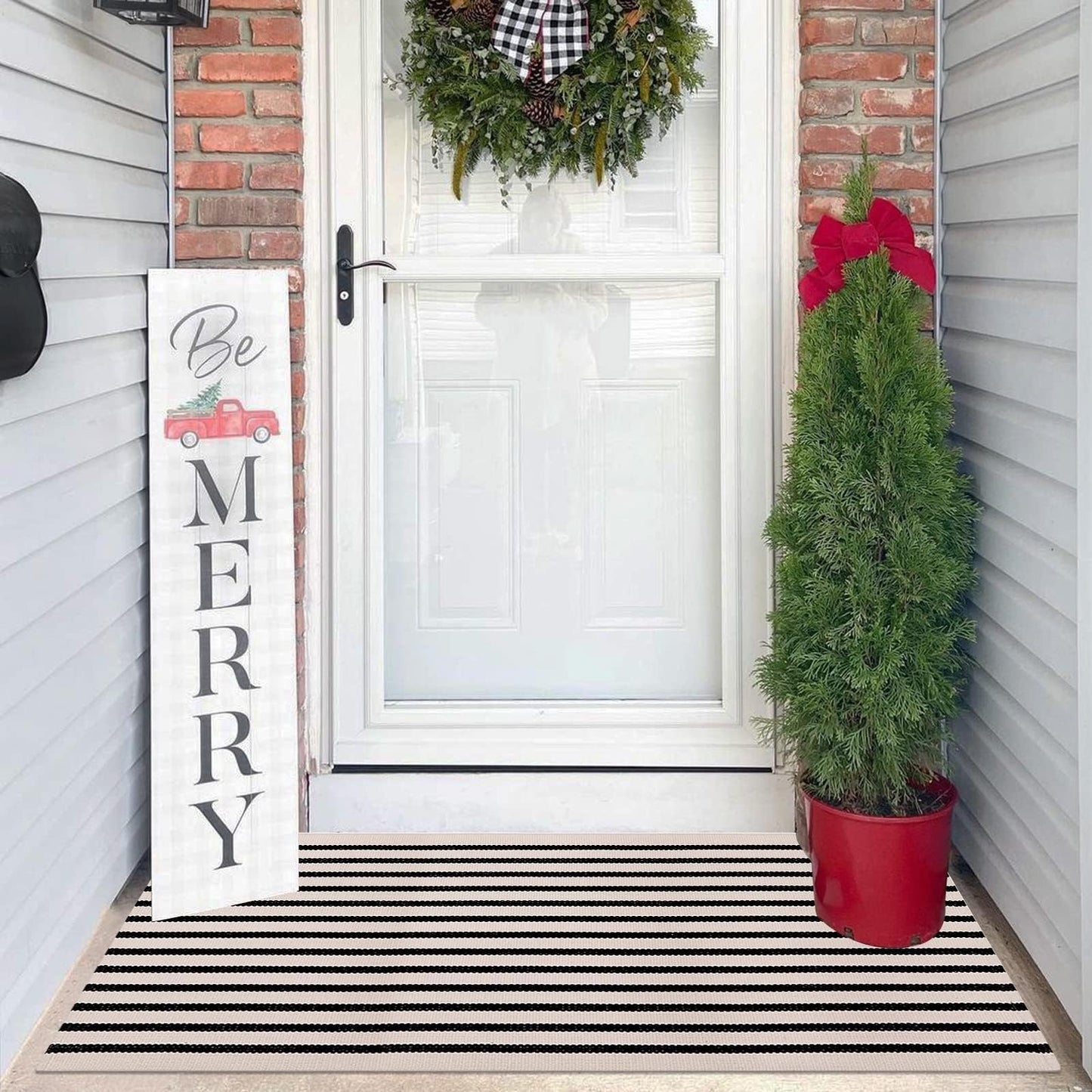 LEEVAN Black and White Striped Outdoor Rug Runner 2x4.3 Layering Doormat Farmhouse Front Porch Rug Cotton Woven Washable Throw Carpet for Hallway/Front Steps/Bathroom/Kitchen/Home Entrance