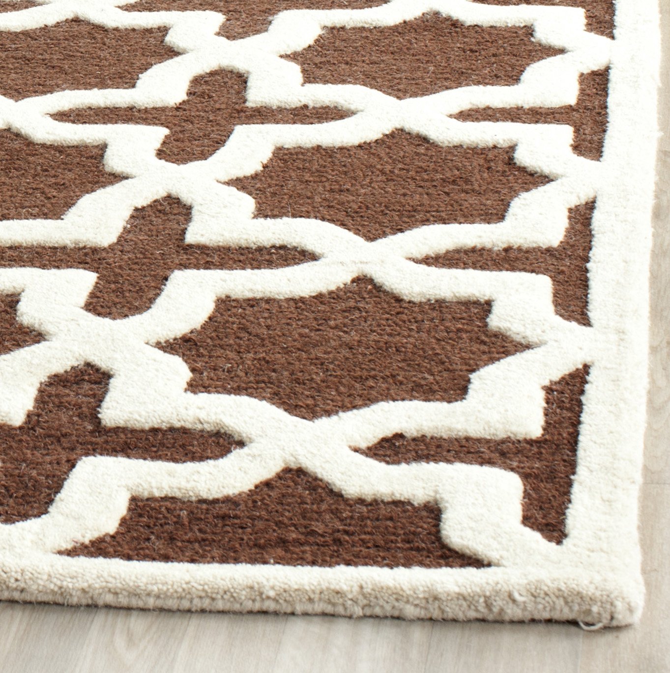 SAFAVIEH Cambridge Collection 3' x 5' Dark Brown / Ivory CAM125H Handmade Moroccan Premium Wool Area Rug