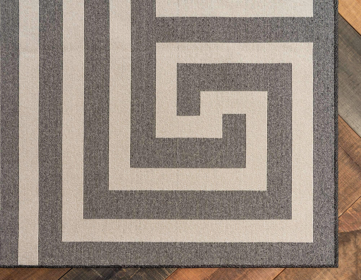 Unique Loom Athens Collection Classic Geometric Modern Border Design Area Rug (5' 0 x 8' 0 Rectangular, Black/ Beige)