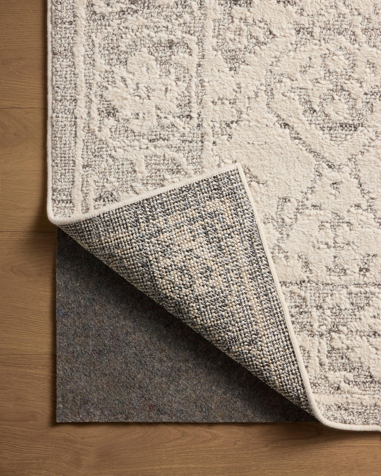 Loloi Magnolia Home by Joanna Gaines Gigi Collection GIG-02 Ivory/Stone 2'-7" x 7'-6" Runner Rug