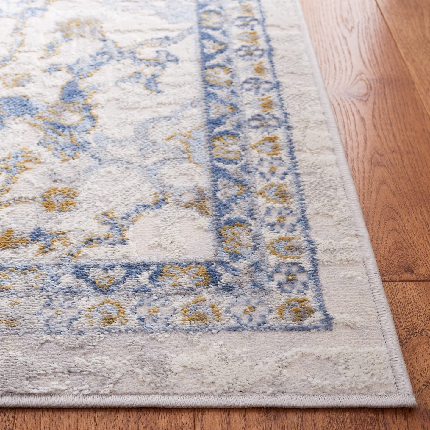 SAFAVIEH Palma Collection Accent Rug - 3' x 5', Beige & Light Blue, Non-Shedding & Easy Care, Ideal for High Traffic Areas in Living Room, Bedroom, Dining (PAM336A-3)
