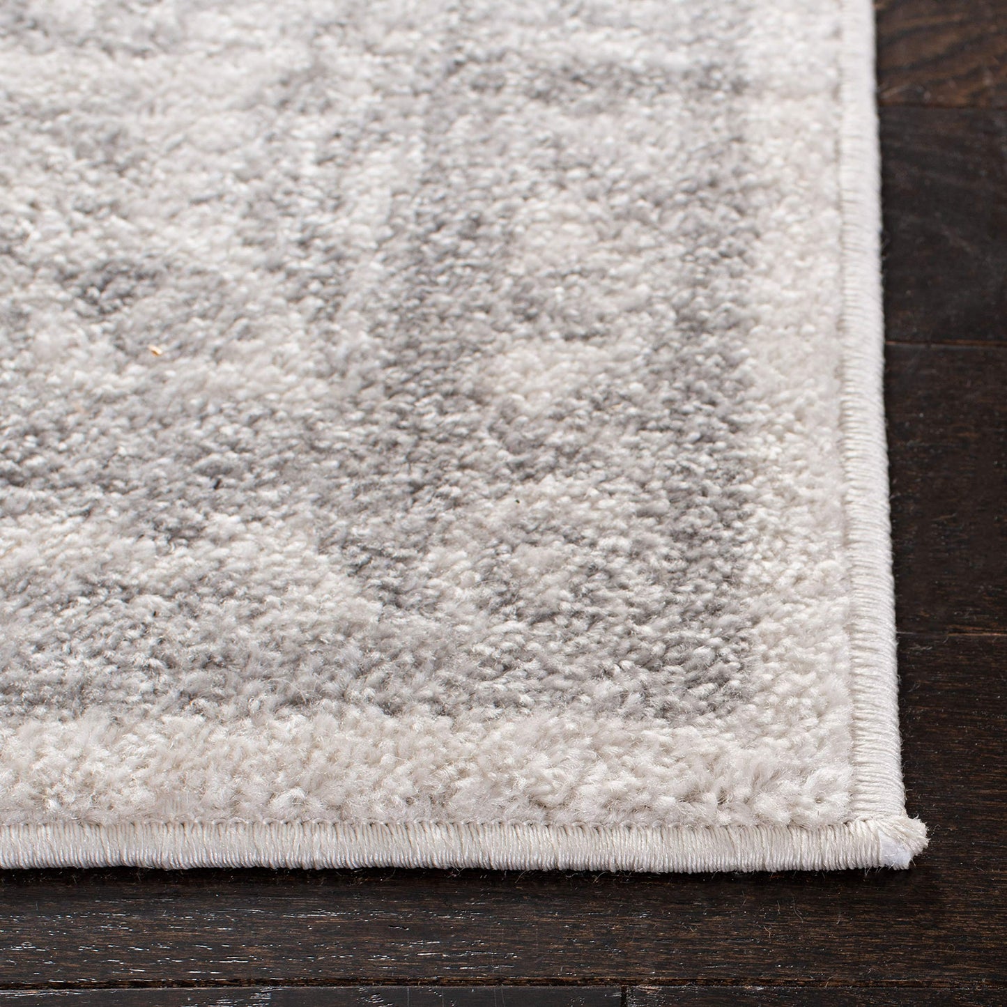 SAFAVIEH Adirondack Collection Accent Rug - 3' x 5', Ivory & Silver, Oriental Distressed Design, Non-Shedding & Easy Care, Ideal for High Traffic Areas in Entryway, Living Room, Bedroom (ADR101B)