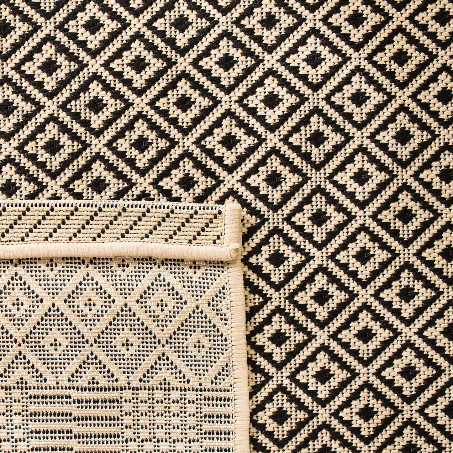 SAFAVIEH Washable Rug Outdoor Courtyard Collection - 5'3" x 7'7", Beige & Black, Non-Shedding & Easy Cleaning, Ideal for Patio, Backyard, Mudroom (CY6235-25612)