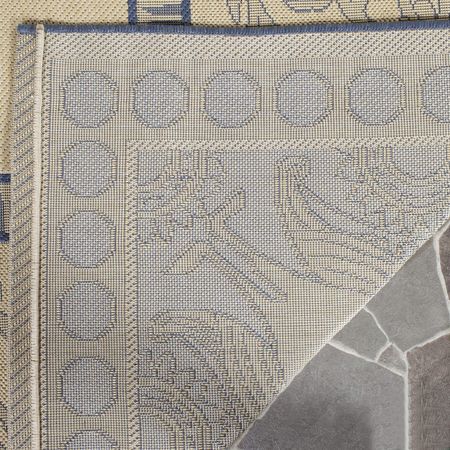 SAFAVIEH Washable Rug Outdoor Courtyard Collection - 5'3" x 7'7", Natural & Blue, Non-Shedding & Easy Cleaning, Ideal for Patio, Backyard, Mudroom (CY2965-3101)