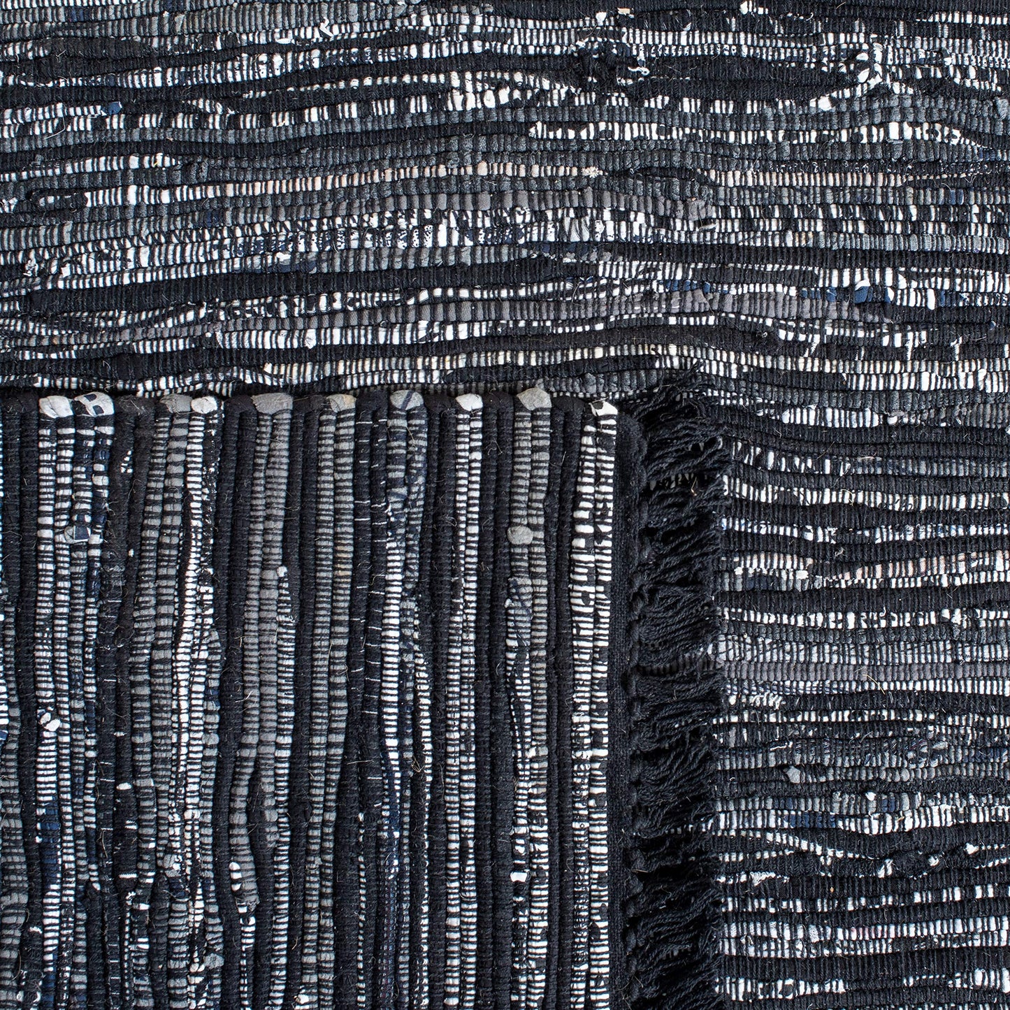 SAFAVIEH Rag Rug Collection Area Rug - 5' x 8', Black, Handmade Boho Stripe Cotton, Ideal for High Traffic Areas in Living Room, Bedroom (RAR121Z)