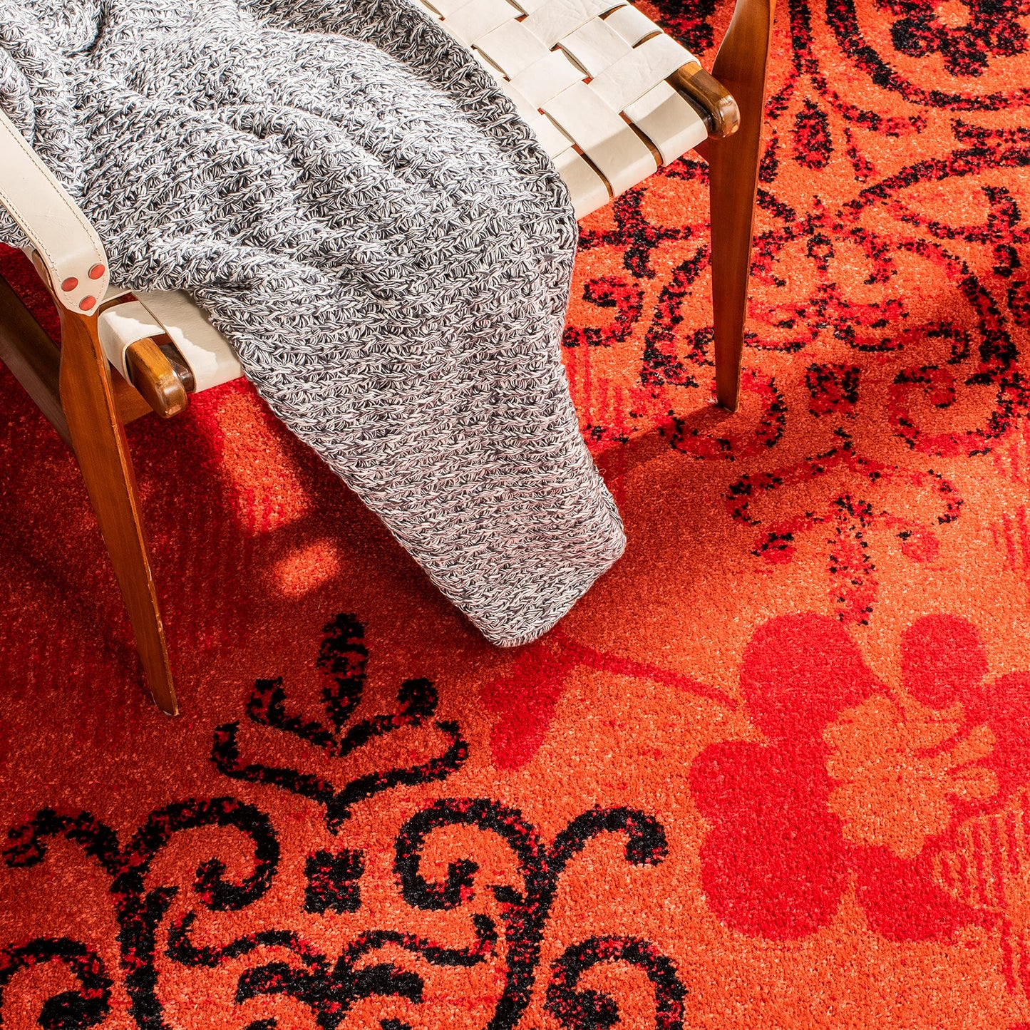 SAFAVIEH Adirondack Collection Accent Rug - 4'5" x 6'5", Red & Black, Floral Glam Distressed Design, Non-Shedding & Easy Care, Ideal for High Traffic Areas in Foyer, Living Room, Bedroom (ADR114P)