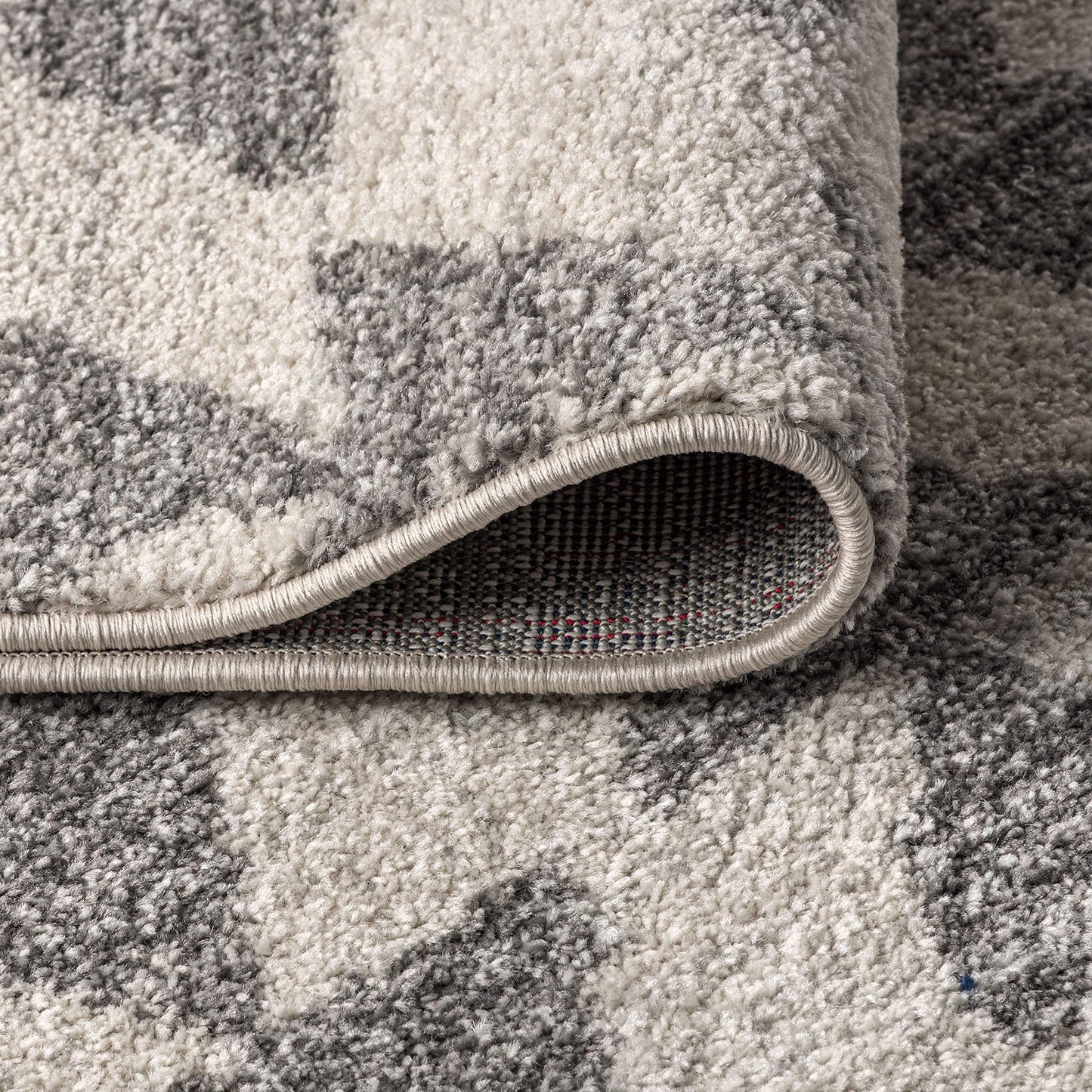 JONATHAN Y Aisha Moroccan Triangle Geometric Cream/Gray 4' Round Indoor Area Rug, Contemporary, Modern, Easy-Cleaning for Living Room, Bedroom, Kitchen, Pet Friendly, Non-Shedding (MOH206B-4R)