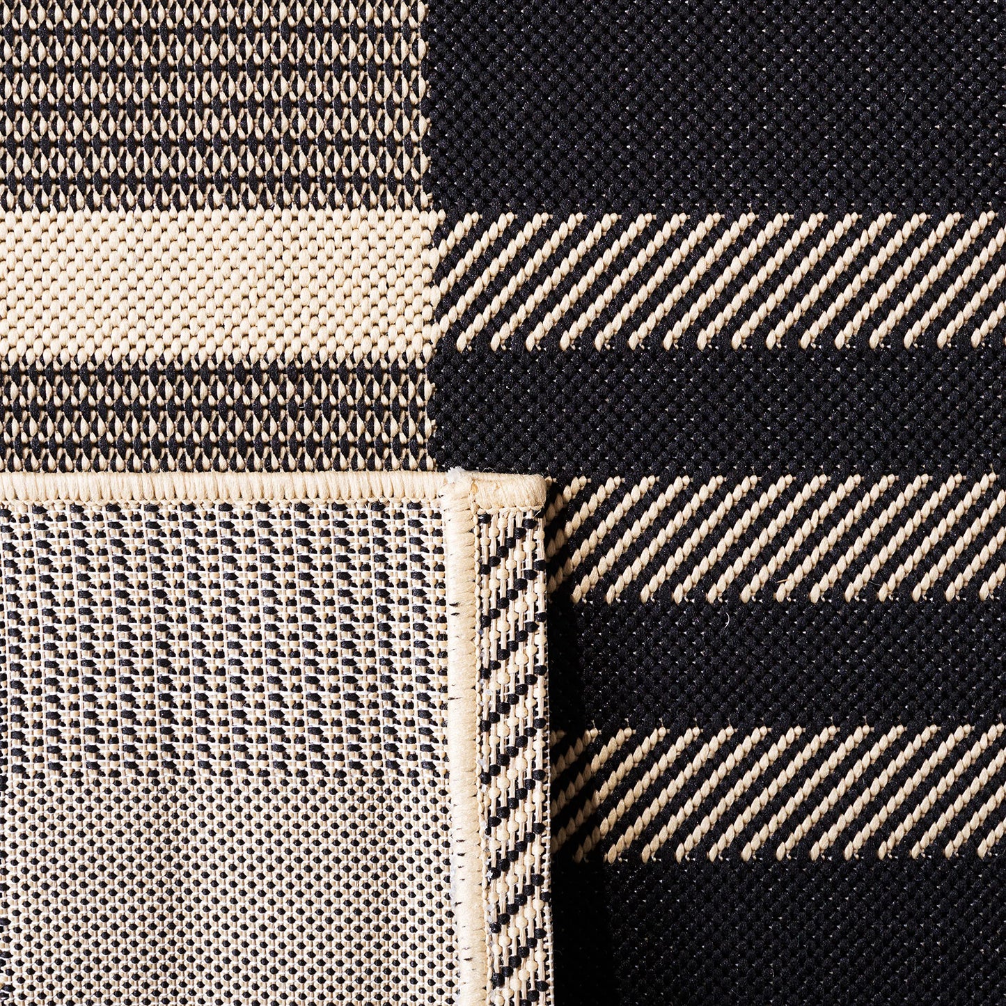 SAFAVIEH Washable Rug Outdoor Courtyard Collection - 9' x 12', Black & Bone, Plaid Pattern, Non-Shedding & Easy Cleaning, Ideal for Patio, Backyard, Mudroom (CY6201-216)