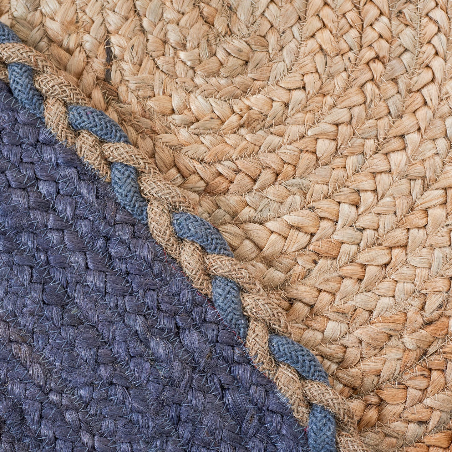 SAFAVIEH Natural Fiber Collection Area Rug - 6' x 9' Oval, Natural & Dark Grey, Handmade Jute, Ideal for High Traffic Areas in Living Room, Bedroom (NFB261F)