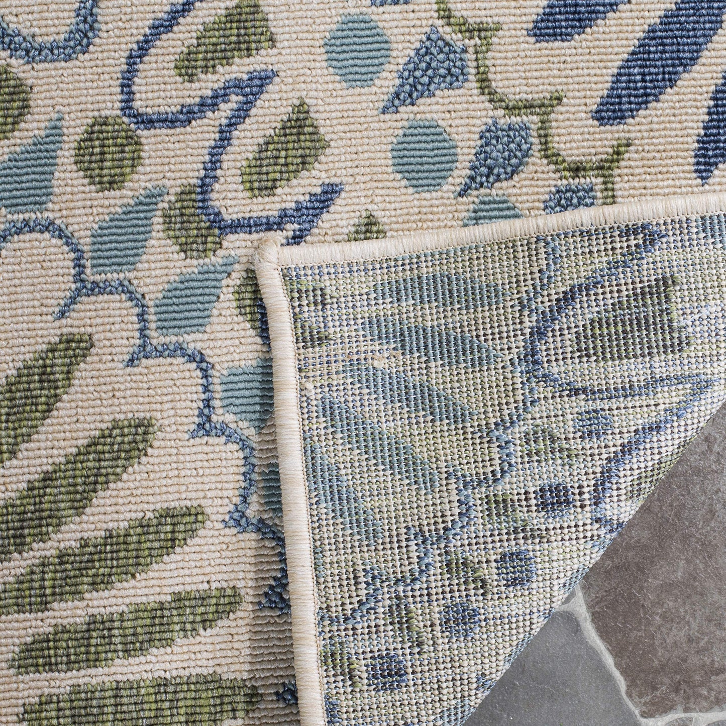 SAFAVIEH Washable Rug Outdoor Veranda Collection - 5'3" Square, Cream & Green, Non-Shedding & Easy to Clean, Ideal for Patio, Backyard, Mudroom (VER091-0614)