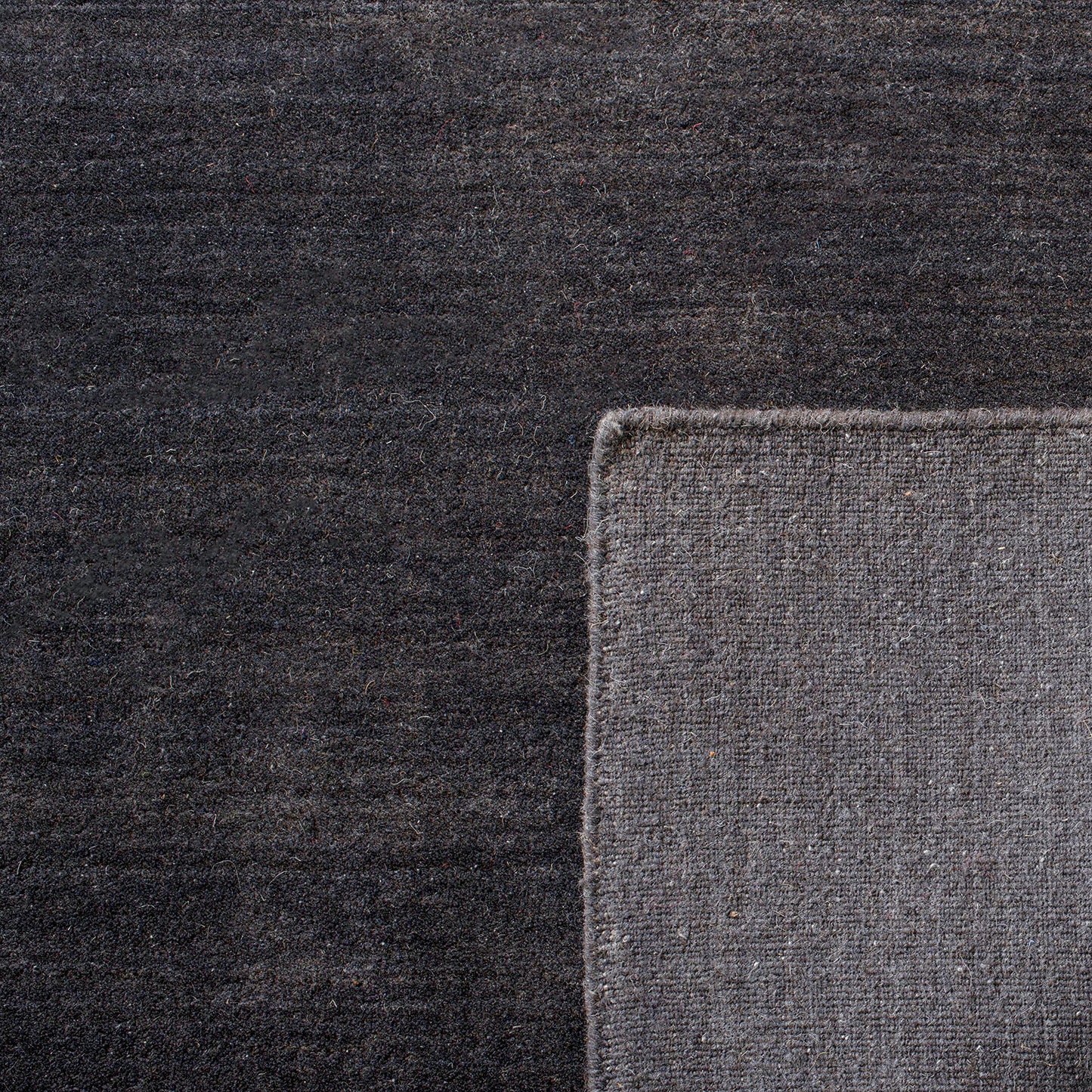 SAFAVIEH Area Rug 8x10 - Himalaya Collection - Large - Black, Handmade Wool, Ideal for Living Room, Bedroom, Office, Dining Space (HIM820Z)