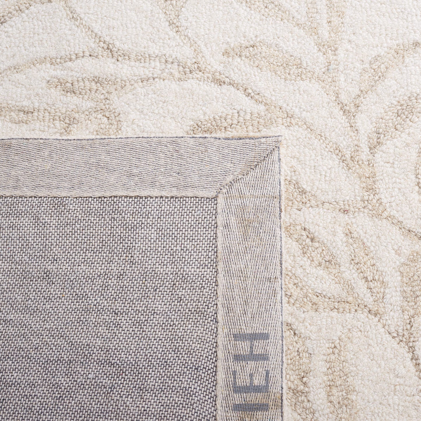 SAFAVIEH Jardin Collection Accent Rug - 3' x 5', Ivory & Beige, Handmade Wool, Ideal for High Traffic Areas in Entryway, Living Room, Bedroom (JAR753A)