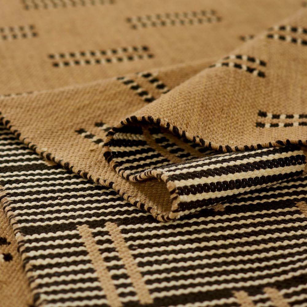Tempaper Double Dash Natural, Reversible 100% Recycled Polyester Fiber Area Rug, Indoor/Outdoor, 8' x 10'