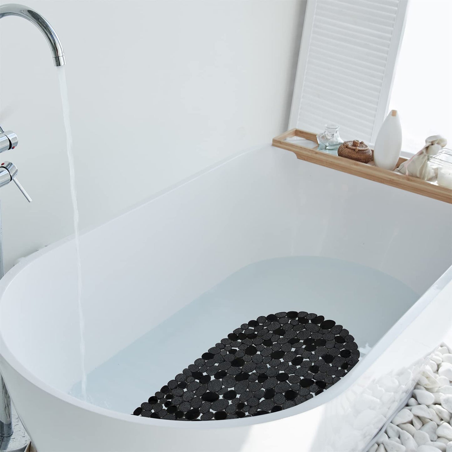Vannokor Bathtub Mats for Bathroom 27x14 Inch, Bath Mat for Tub Feels Great on Tired Feet, Friendly Machine Washable Shower Tub Mats with 167 Big Suction Cups, Shower Mat, Bath Tub Mat, Black