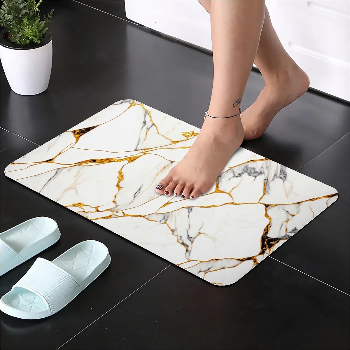 ZHUZHISHAN Bath Mat Rug,White Marble with Golden Non Slip Quick Dry Super Absorbent Thin Bathroom Rugs Fit Under Door-Easy to Clean Bathroom Floor Mats-Shower Rug for Shower Sink Bathtub(16" x 24"in)