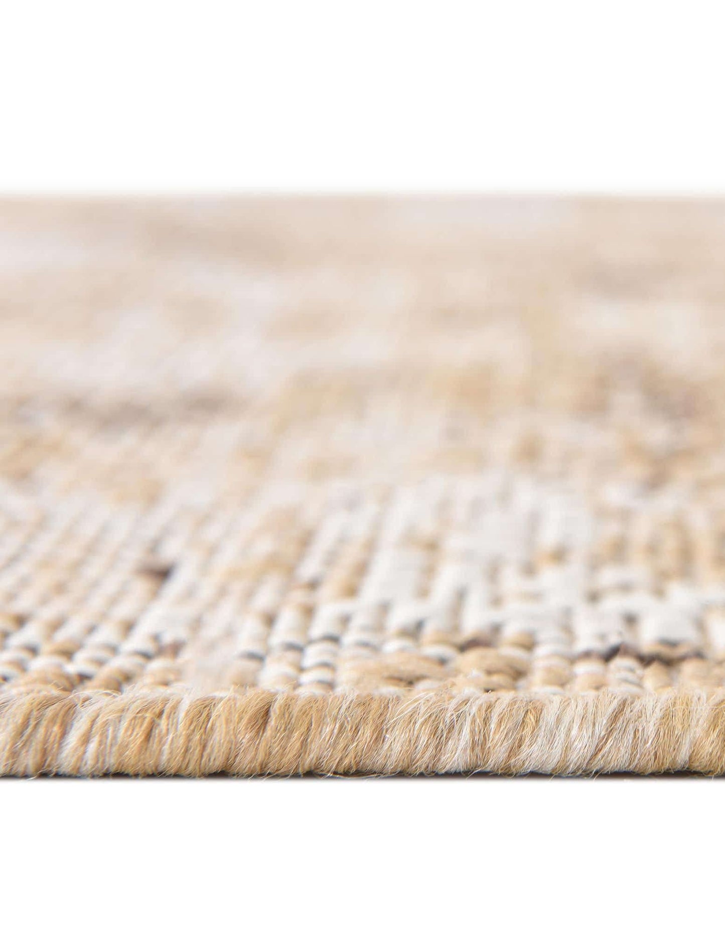 Unique Loom Outdoor Traditional Collection Area Rug - Valeria (5' 3" x 7' 10" Rectangle, Natural/ Ivory)
