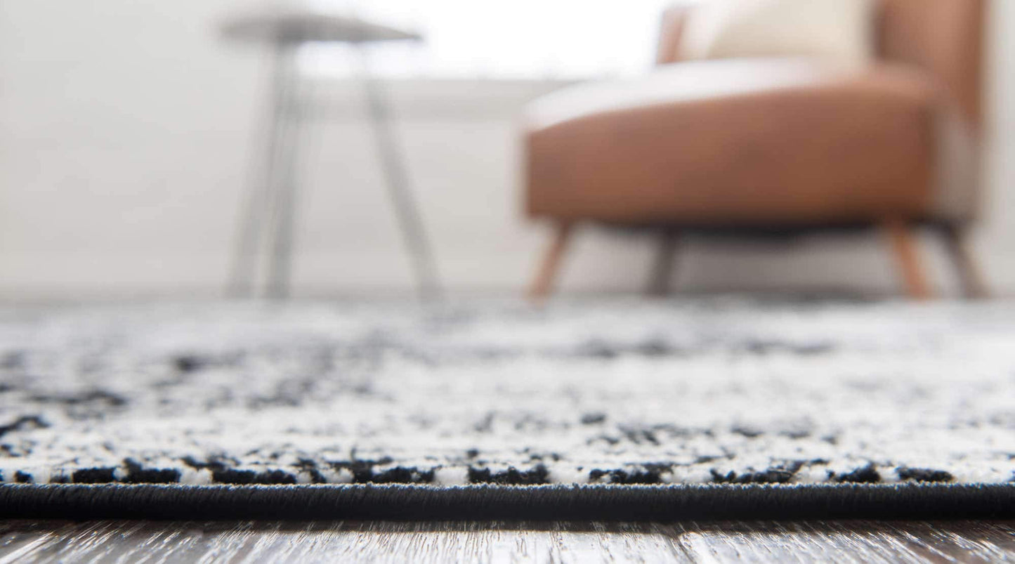 Unique Loom Sofia Collection Area Rug - Grand (4' 1" x 6' 1" Rectangle, Black/ Ivory)