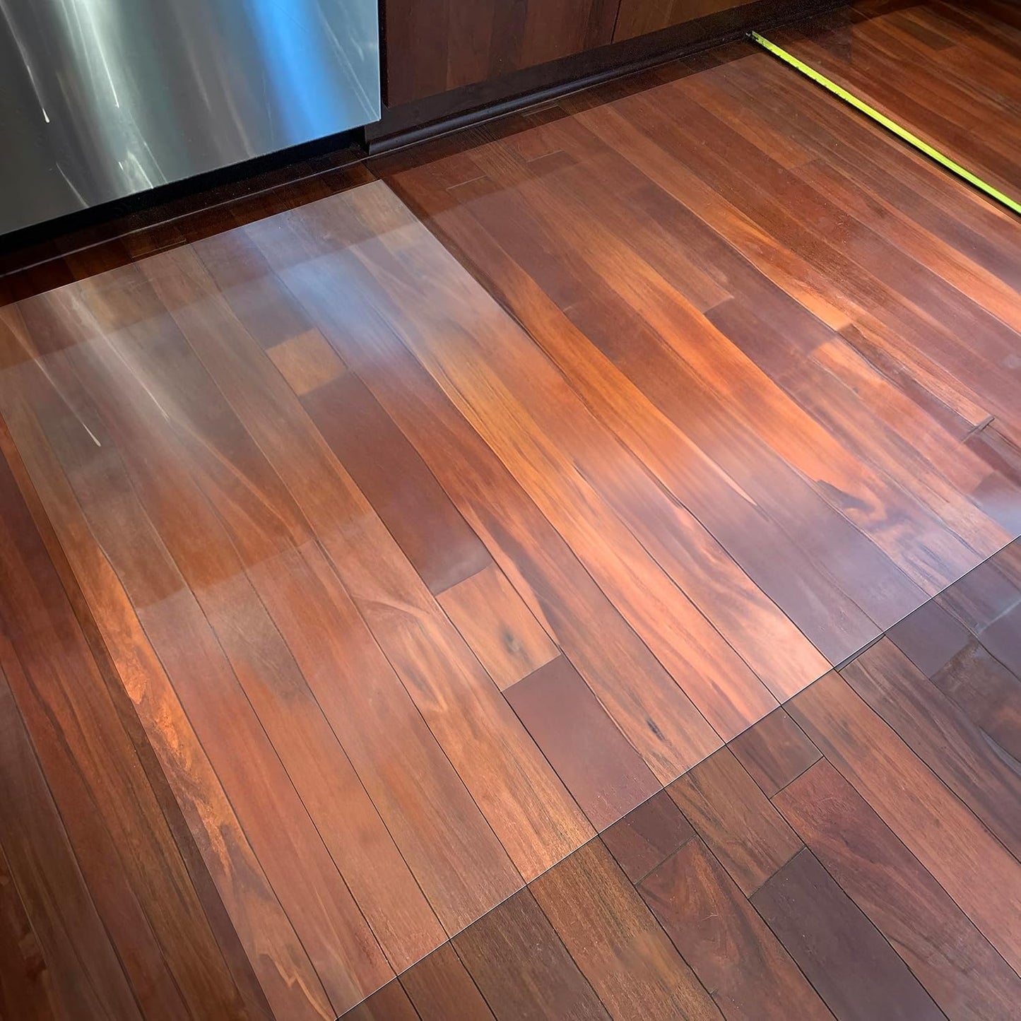 OXIGG Large Clear Floor Mat - Pet Flooring Protector, Plastic Rug Protector, Vinyl Floor Mat - Ideal for Hardwood Floors, Home & Office Use (Clear, 100x250CM/3.3X8.2FT)
