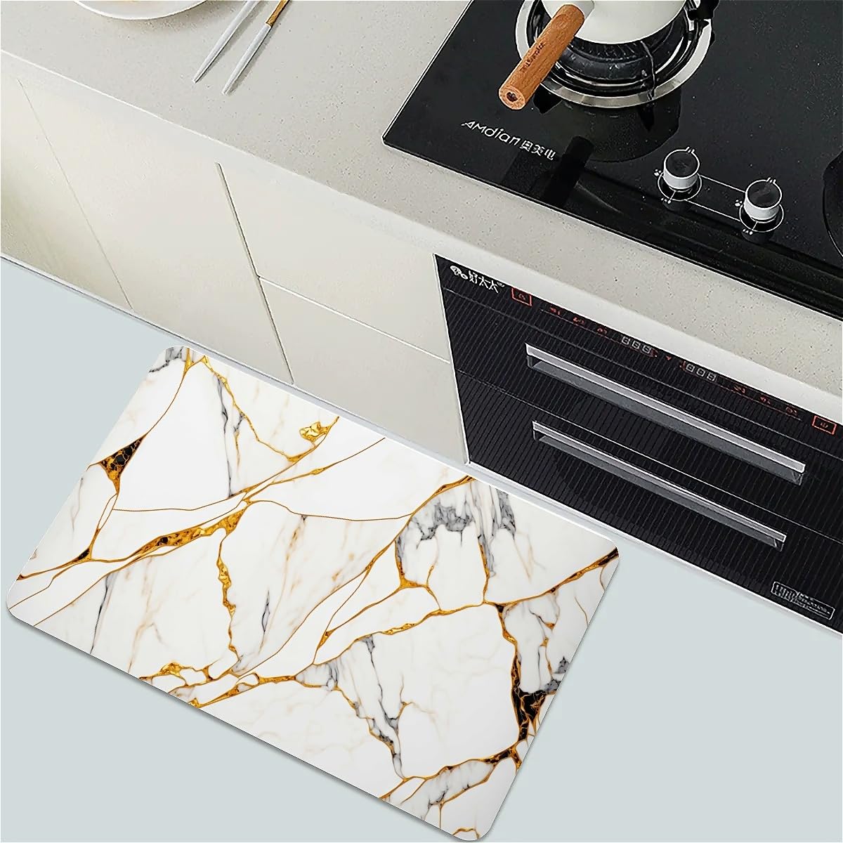 ZHUZHISHAN Bath Mat Rug,White Marble with Golden Non Slip Quick Dry Super Absorbent Thin Bathroom Rugs Fit Under Door-Easy to Clean Bathroom Floor Mats-Shower Rug for Shower Sink Bathtub(16" x 24"in)