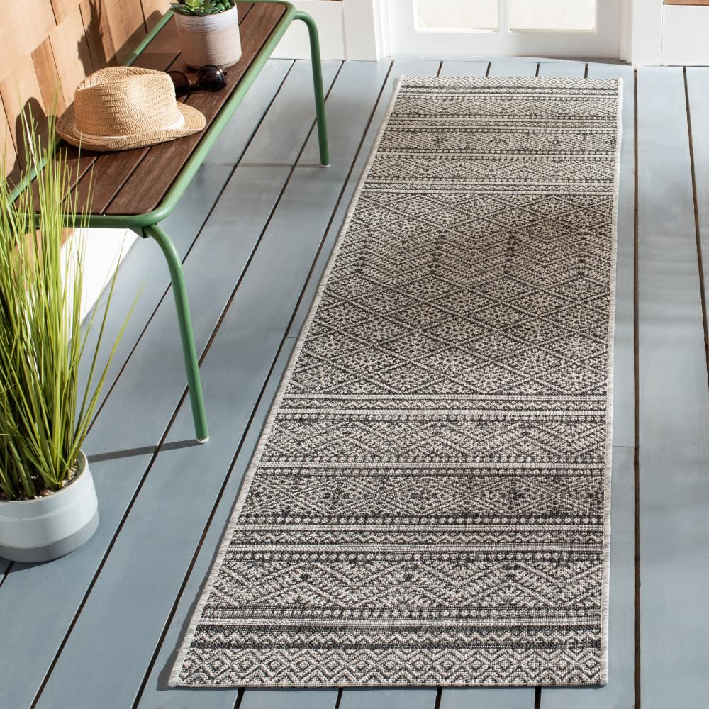 SAFAVIEH Washable Rug Outdoor Courtyard Collection - 2'3" x 6'7" Runner, Black & Grey, Non-Shedding & Easy Cleaning, Ideal for Patio, Entryway, Mudroom, Hallway, Kitchen (CY8168-37621)