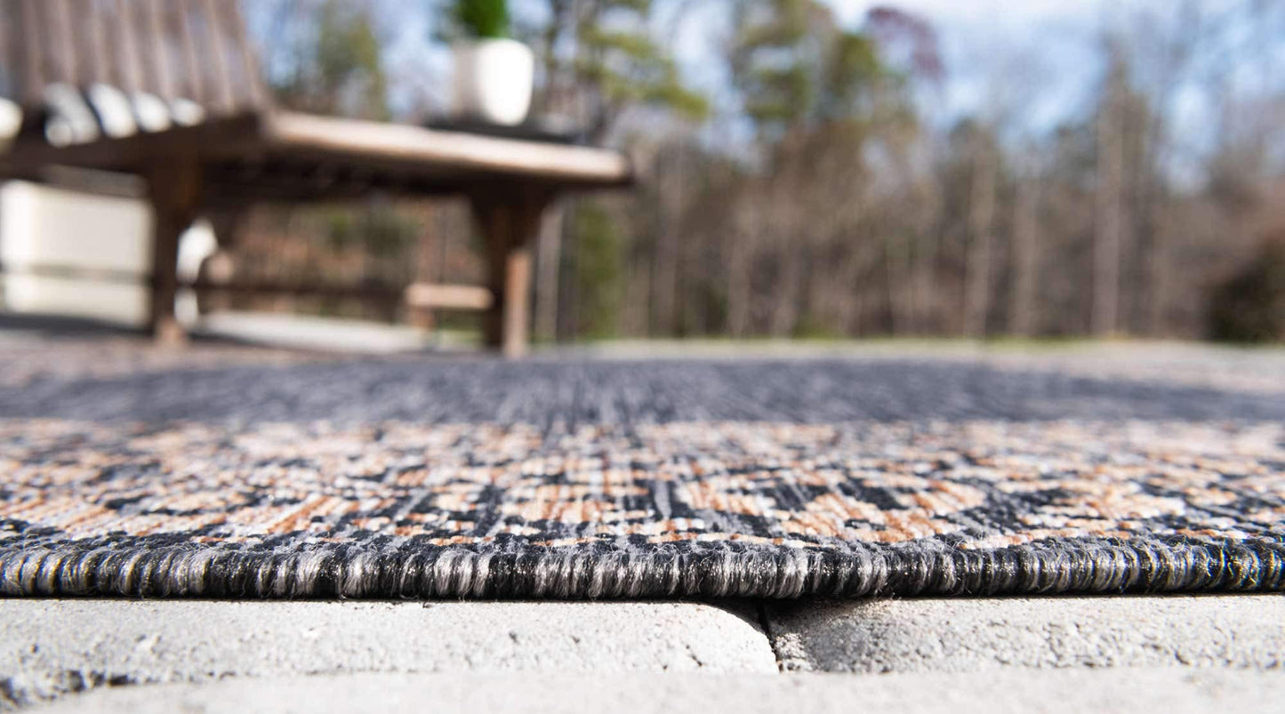 Unique Loom Outdoor Border Collection Area Rug - Floral Border (6' 1" x 9' Rectangle, Charcoal Gray/ Beige)