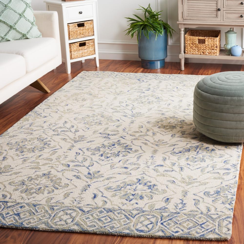SAFAVIEH Dip Dye Collection Accent Rug - 4' x 6', Light Blue & Ivory, Handmade Wool, Ideal for High Traffic Areas in Entryway, Living Room, Bedroom (DDY901L)