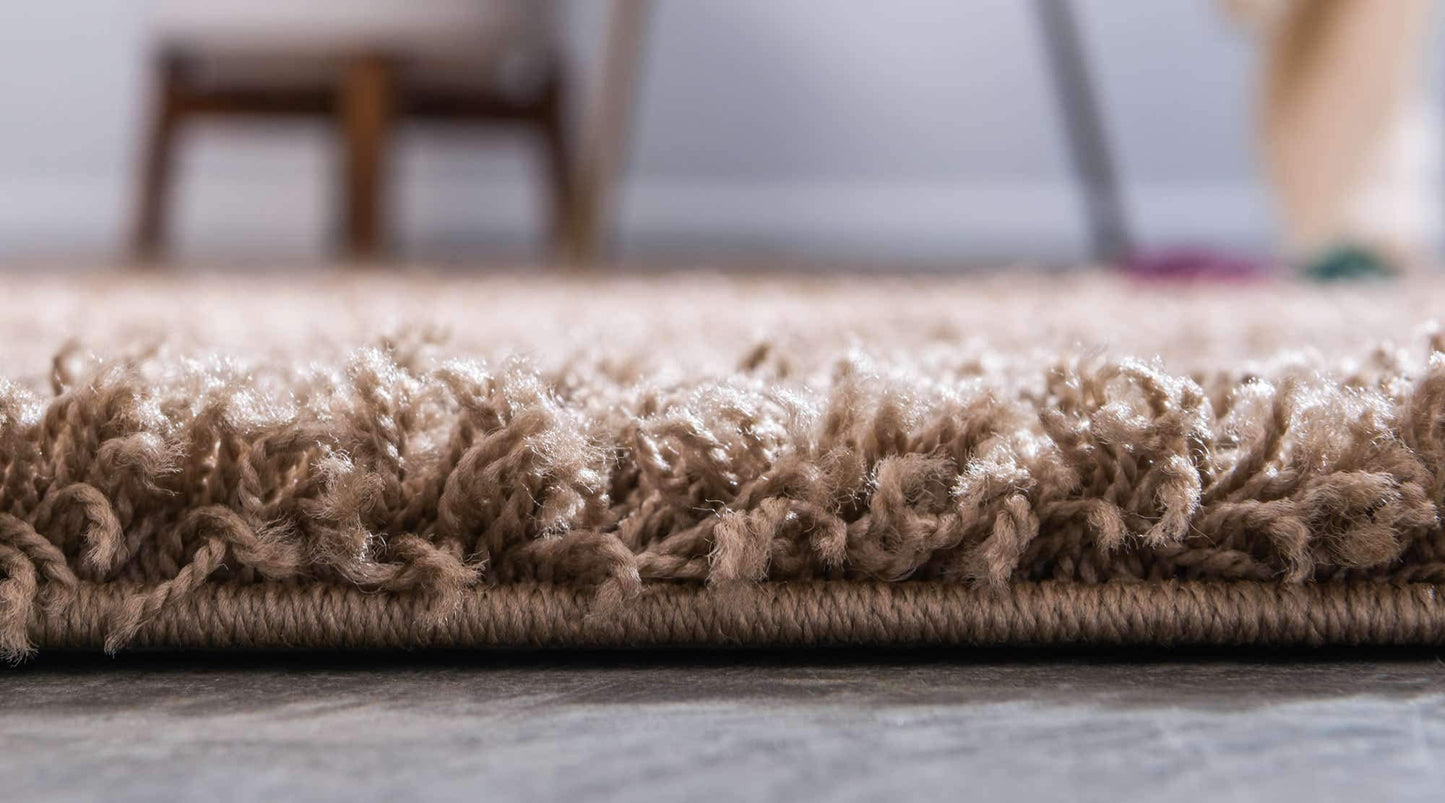 Unique Loom Solid Shag Collection Area Rug (3' 1" x 5' 3" Rectangle, Sandy Brown)
