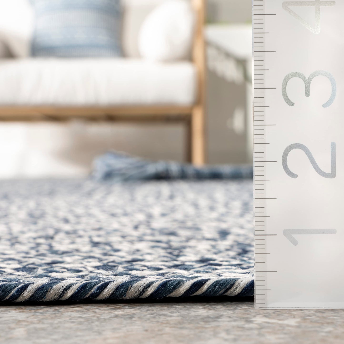 nuLOOM 5' x 8' Solid Hand Braided Indoor/Outdoor Area Rug, Pet-Friendly, High Traffic, Weather Resistant, for Patio, Balcony, Bedroom, Living, Dining Room, Wynn Navy