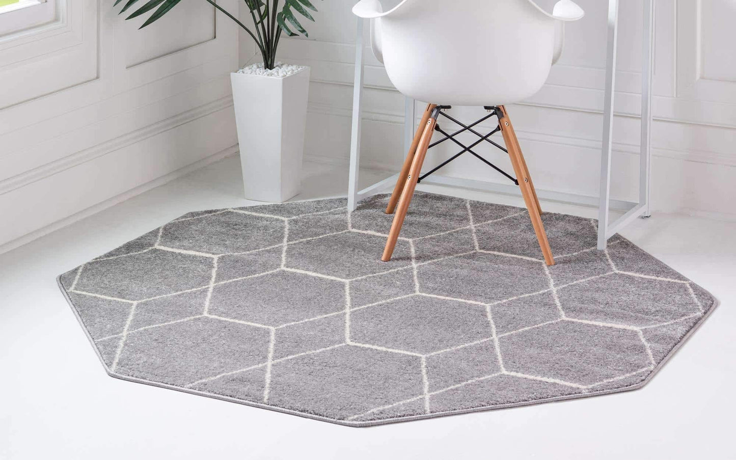 Unique Loom Trellis Frieze Collection Area Rug - Geometric (5' Octagon, Light Gray/ Ivory)