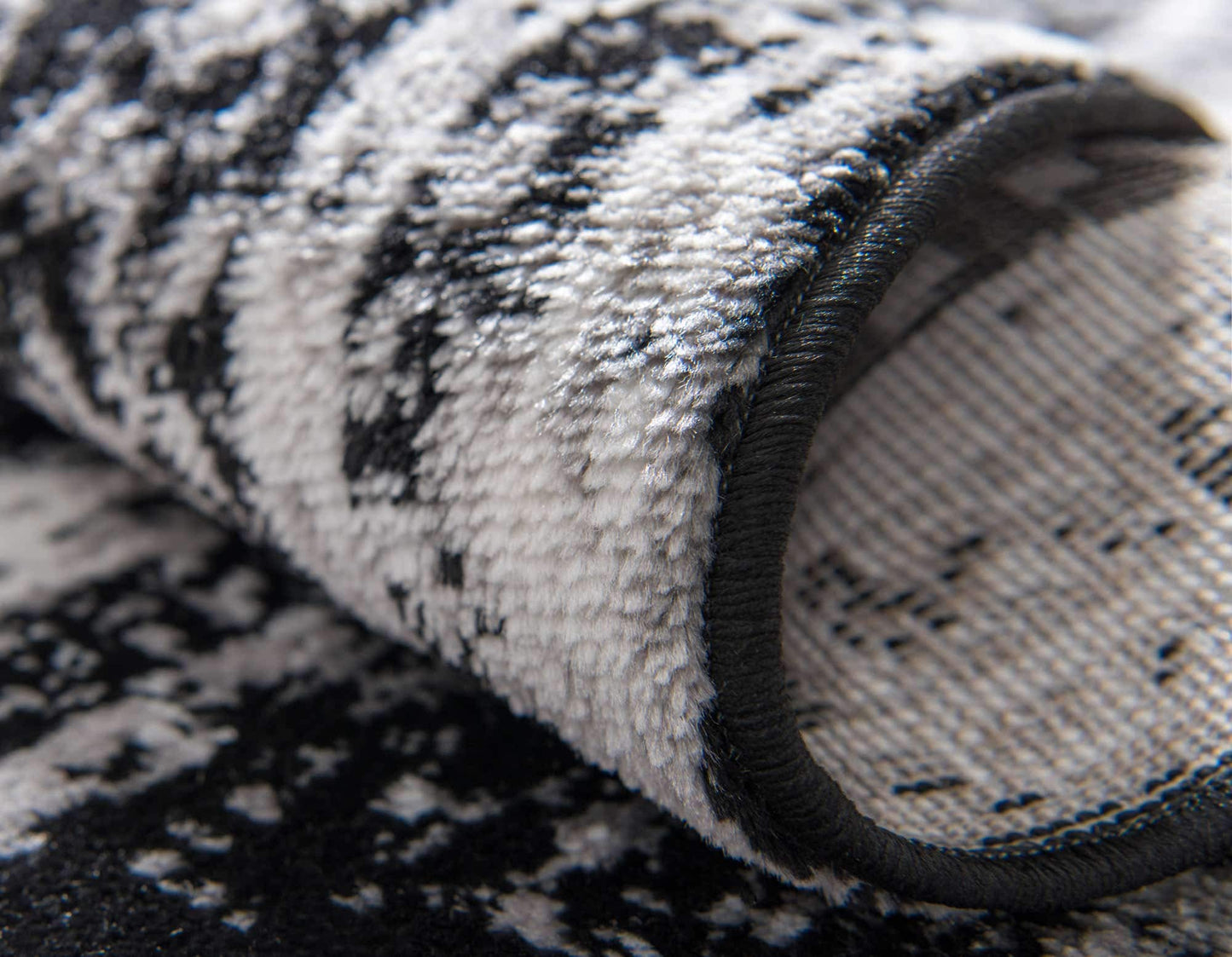 Unique Loom Sofia Collection Area Rug - Salle Garnier (5' 3" x 8' Rectangle, Black/ Ivory)