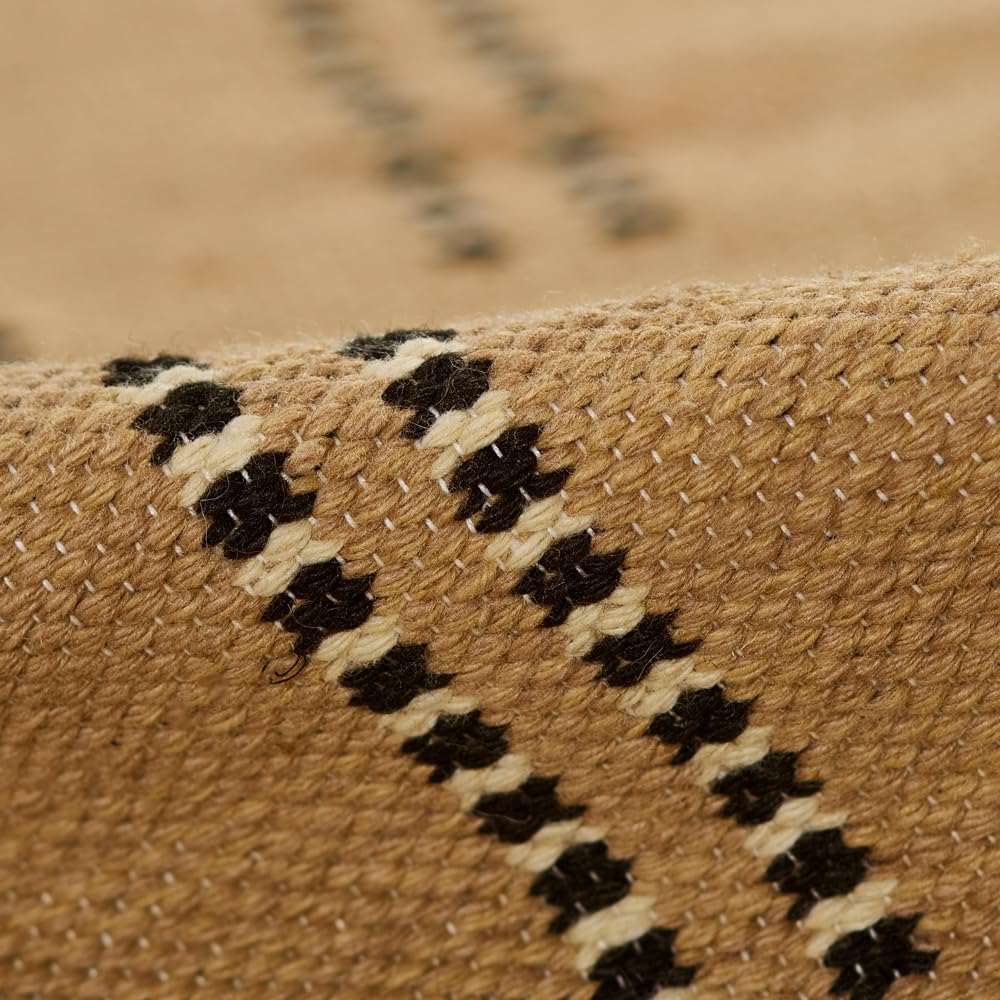 Tempaper Double Dash Natural, Reversible 100% Recycled Polyester Fiber Area Rug, Indoor/Outdoor, 8' x 10'