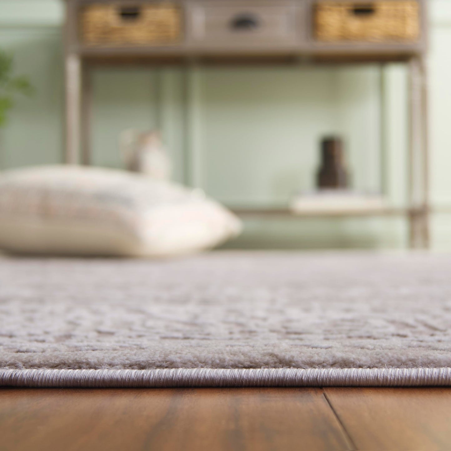 SAFAVIEH Reflection Collection Area Rug - 5'1" x 7'6", Beige & Cream, Non-Shedding & Easy Cleaning, Ideal for Living Room, Bedroom (RFT670A)