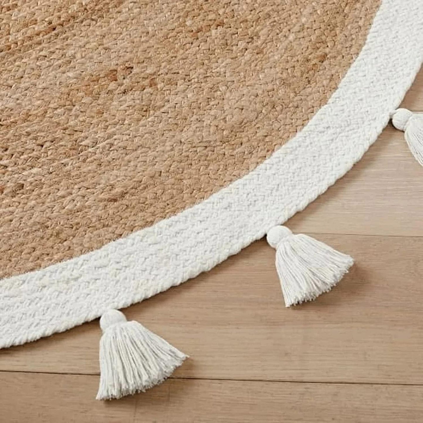 NAMASTE VINTAGE Fringed Braided Round Jute Rug (3' Round)