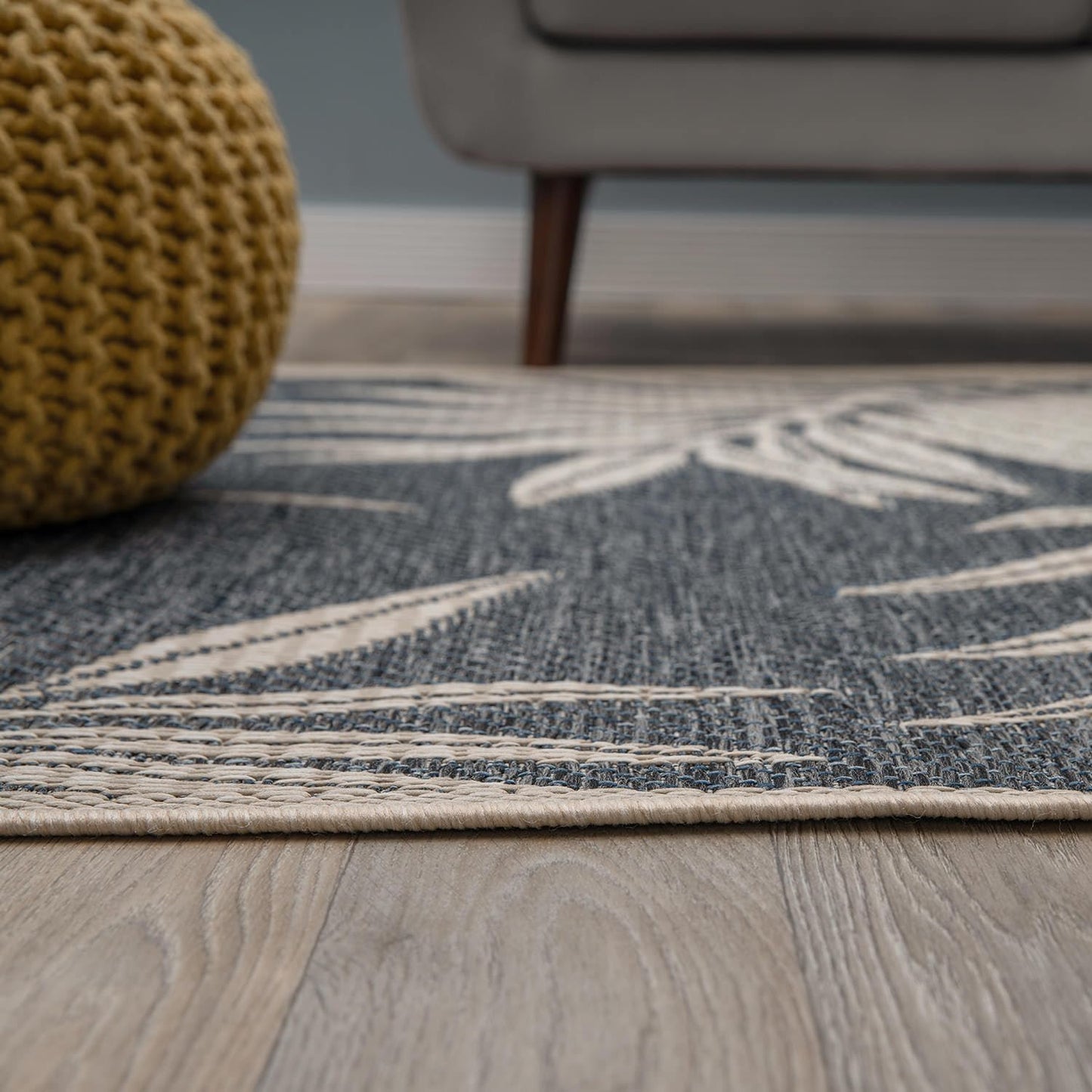 Rugshop Leaf Design for Patio Rugs,Deck Rugs,Balcony Rugs Indoor/Outdoor Area Rug 4' X 6' Blue