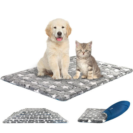 KROSER Fancy Dog Crate Pad - Reversible (Cool & Warm), Machine Washable, Suitable for Small to XXX-Large Dogs, Grey, Navy, Star Pattern