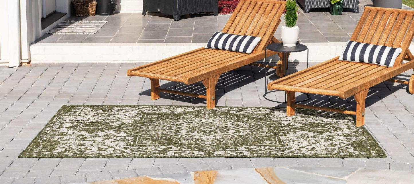 Unique Loom Outdoor Collection Area Rug - Dubai (3' 3' x 5' 3' Rectangle, Green/ Ivory)