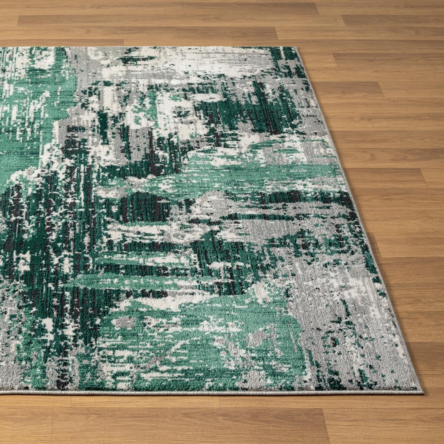LUXE WEAVERS Abstract Distressed Green 4x5 Area Rug