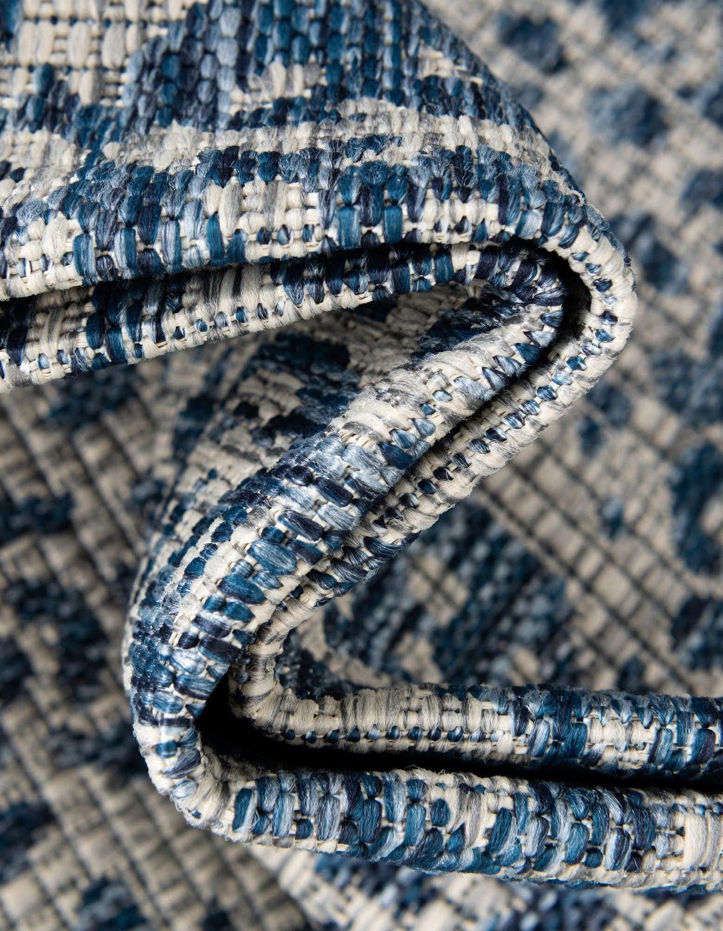 Unique Loom Outdoor Traditional Collection Area Rug - Timeworn (10' Square Blue/Gray)