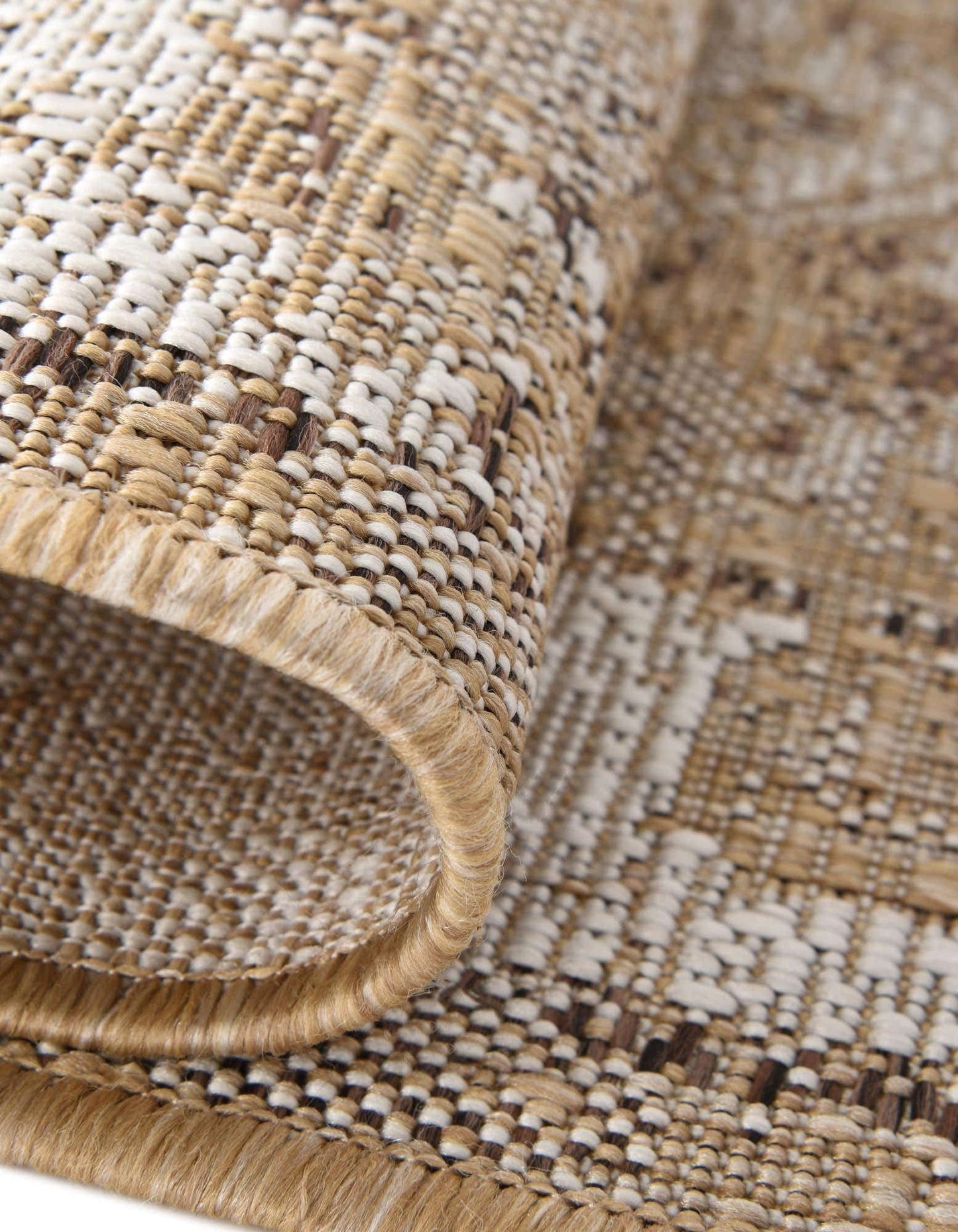 Unique Loom Outdoor Traditional Collection Area Rug - Valeria (5' 3" x 7' 10" Rectangle, Natural/ Ivory)
