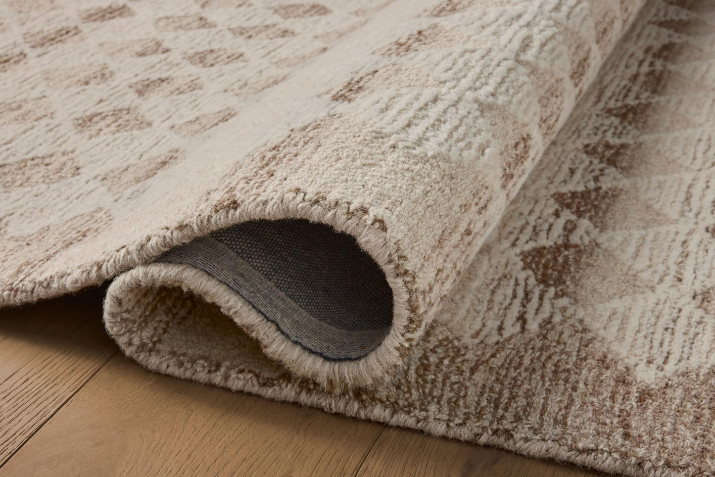 Loloi Magnolia Home by Joanna Gaines Rae Collection RAE-04 Natural/Ivory 5'-0" x 7'-6" Area Rug