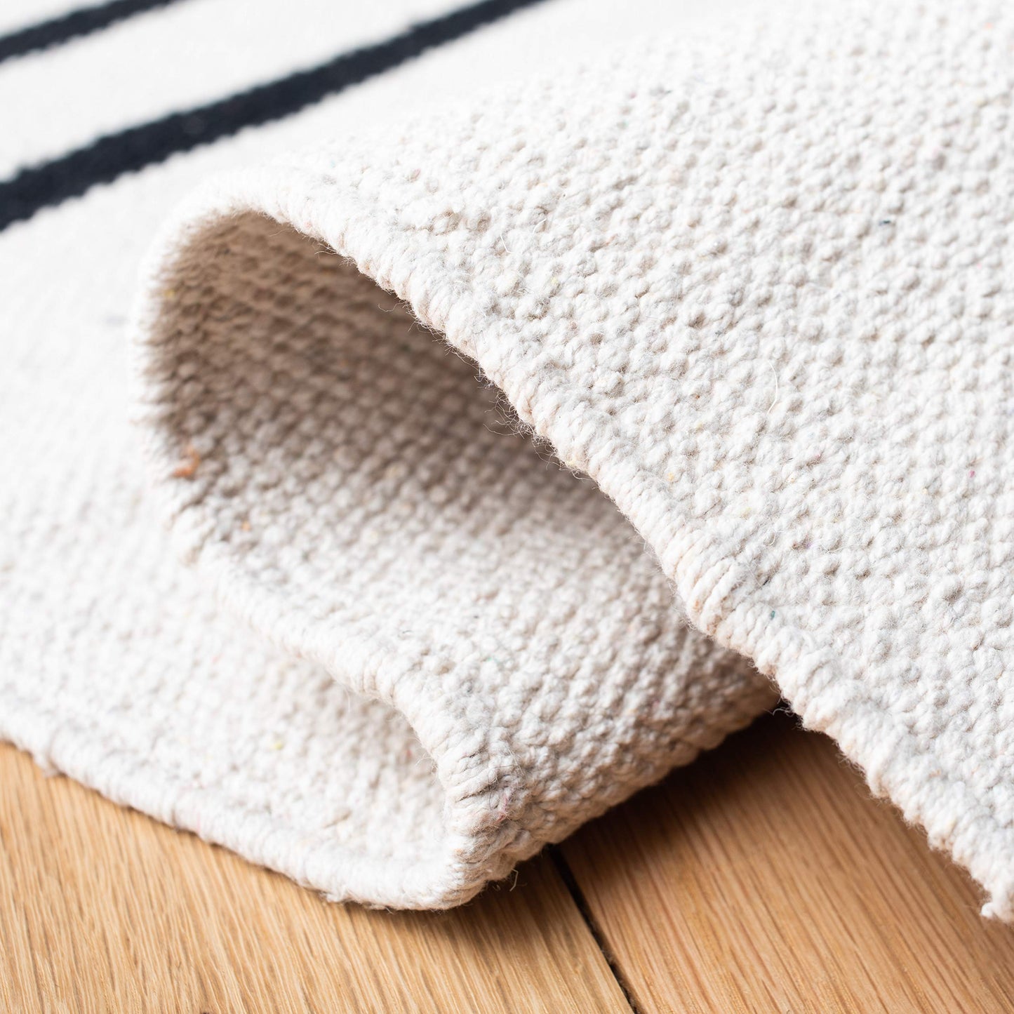 SAFAVIEH Montauk Collection Runner Rug - 2'3" x 10', Ivory & Black, Handmade Flat Weave Boho Farmhouse Cotton Modern Stripe, Ideal for High Traffic Areas in Living Room, Bedroom (MTK313A)