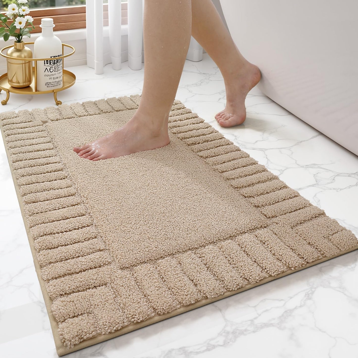 LUMI Bathroom Rugs Non Slip with Rubber Backing, Extra Soft Plush Microfiber Bath Rug Absorbent, Machine Washable Bath Mat Quick Dry for Tub, Shower, Hotel, Beige, 20"x32"