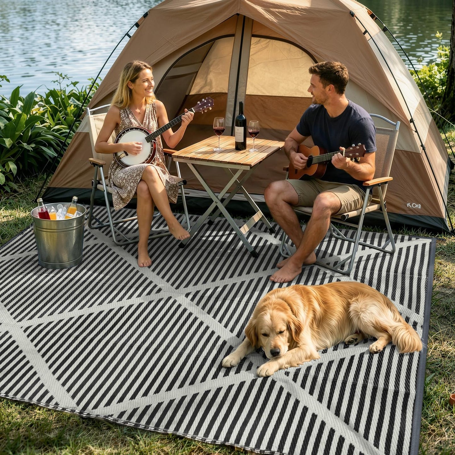 Wonnitar Outdoor Rug 6x9, Waterproof Reversible Plastic Straw Rug for Patio, Foldable Camping Mat with Carry Bag for RV, UV-Resistant Outside Rug for Deck, Balcony, Beach, Black & Grey