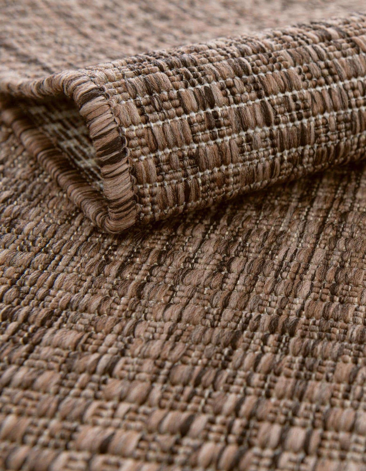 Unique Loom Outdoor Solid Collection Area Rug (5' 3" x 8' Oval Light Brown/Ivory)