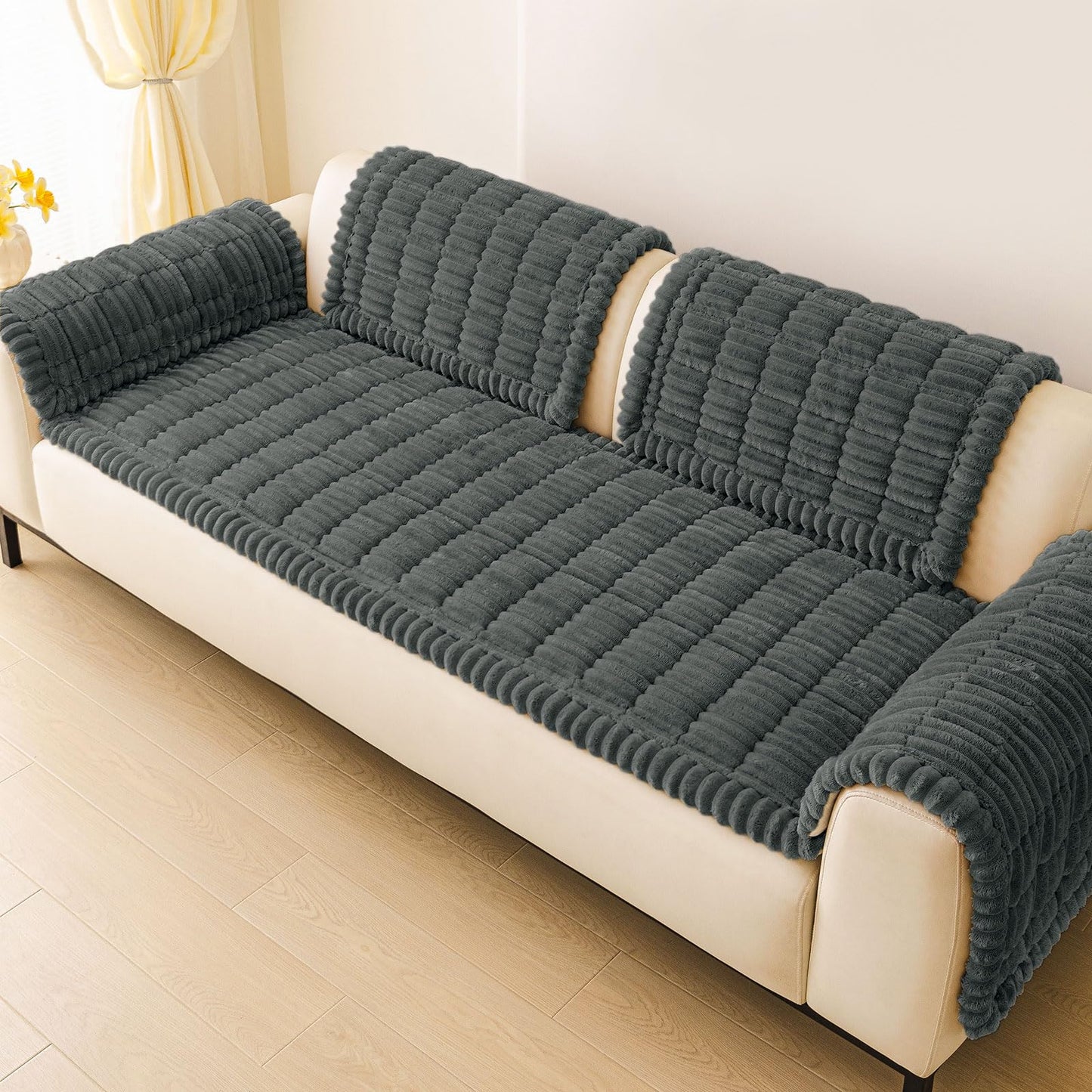 hyha Couch Cover for Dogs Washable, Non Slip Thick Flannel Sofa Protector, Pet Friendly Plush Furniture Cover for Sectional Sofa & Loveseat (Dark Grey, 27.6" x 59")