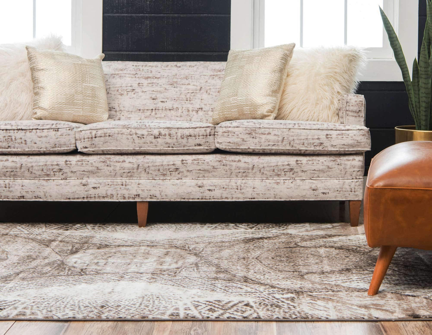 Unique Loom Sofia Collection Area Rug - Albert (6' 1" x 9' Rectangle, Brown/ Ivory)
